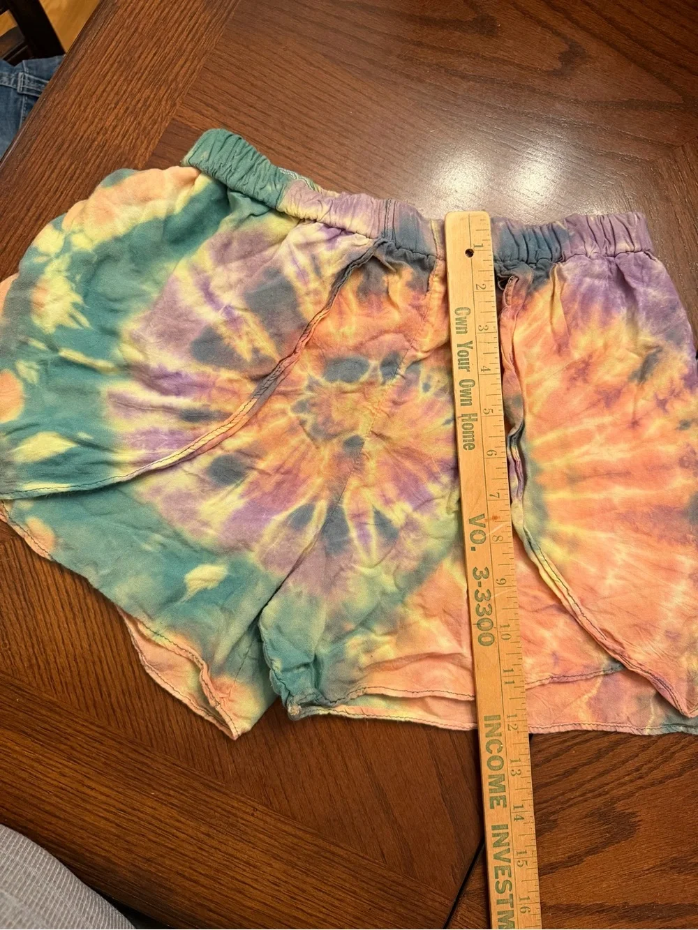 colorful Kathmandu Imports tie dye lounge festival shorts 🌈